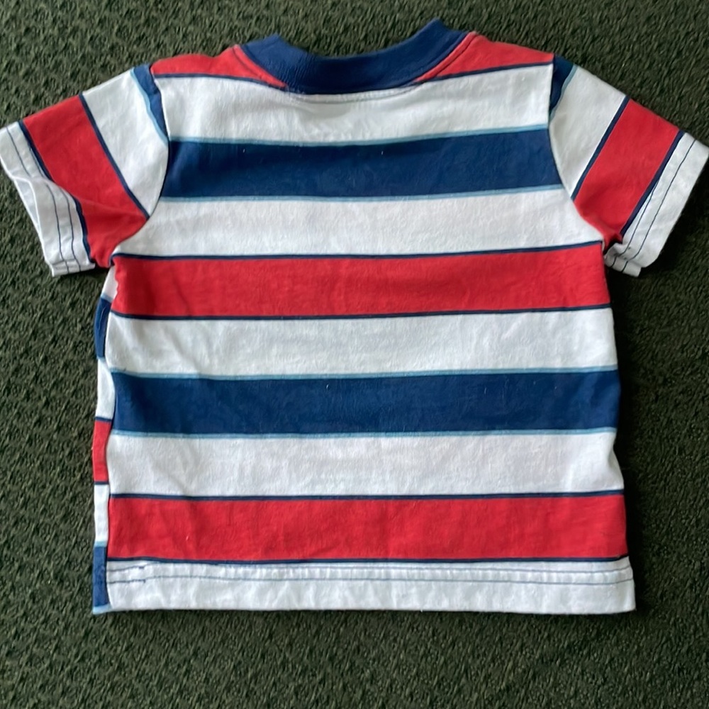 Carter’s 3 Piece Set - 0-3 Month Boy - Picture 3 of 9